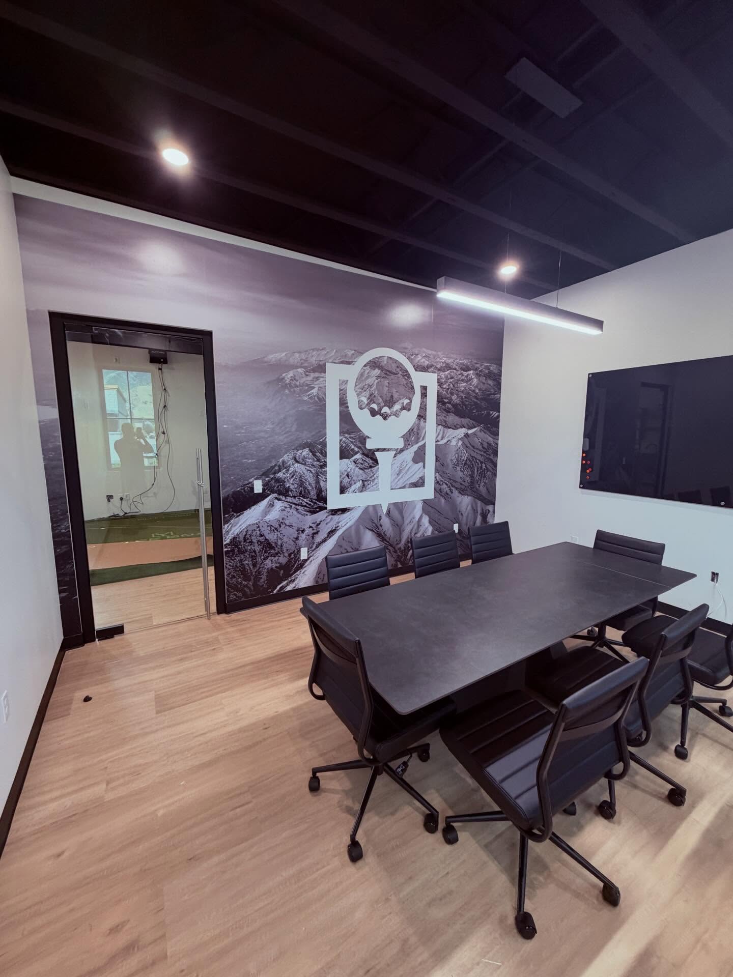 How about a business meeting and then some golf? Corporate members get full access to bays and a conference room to conduct sales meeting, operational trainings, or executive summits. It’s a win win for those who need a good meeting space.