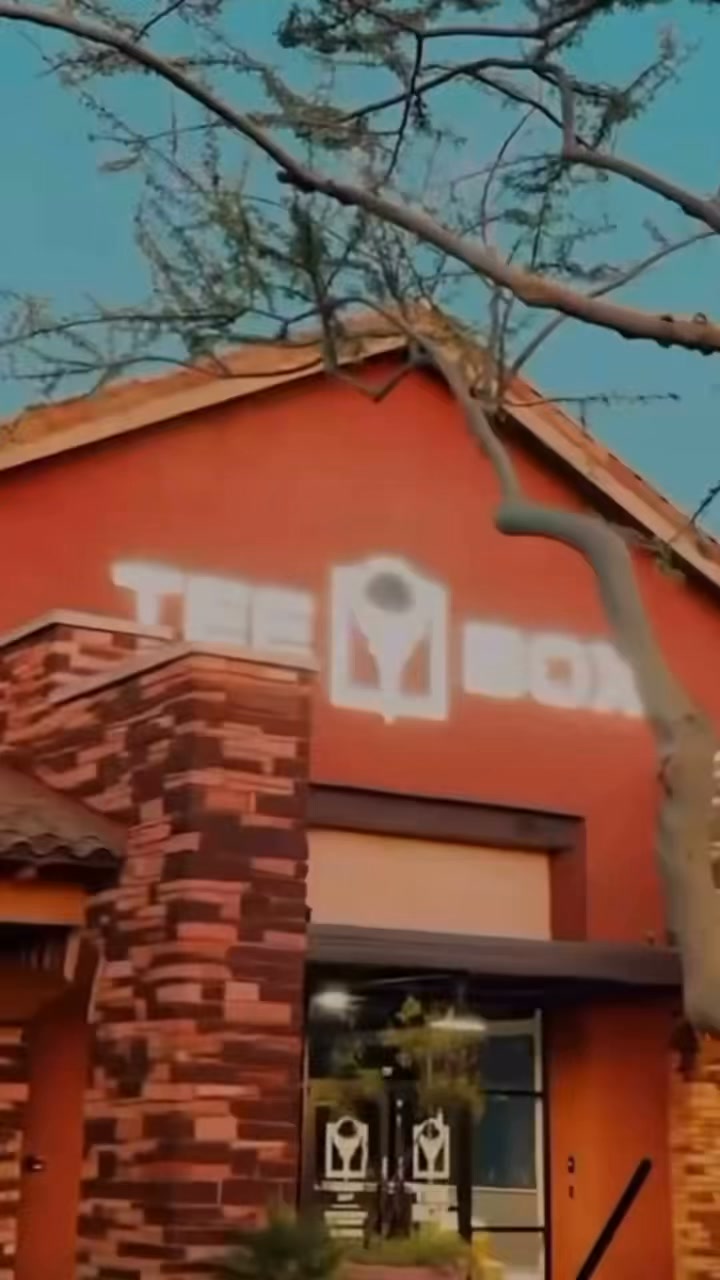 What can you do at Tee Box Oro Valley? ⛳️

Work on pretty much every part of your golf game. With TrackMan technology, personalized coaching, video swing analysis, professional club fitting, and golf-specific training, there’s a lot happening under one roof.

